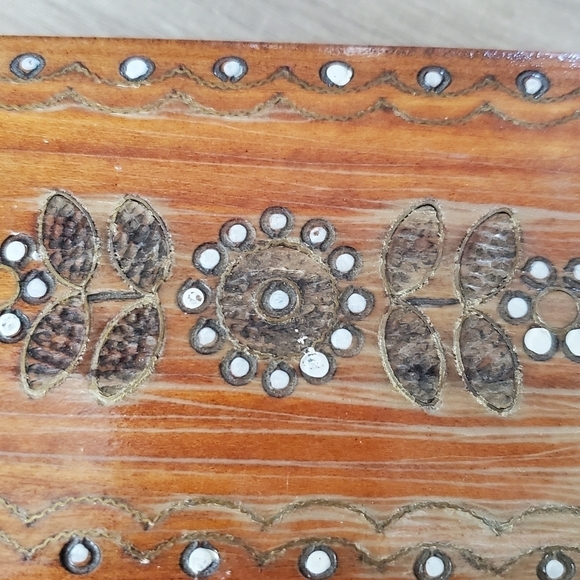 Handmade in Poland trinket wooden box. With red velvet inside. VINTAGE - Picture 2 of 8